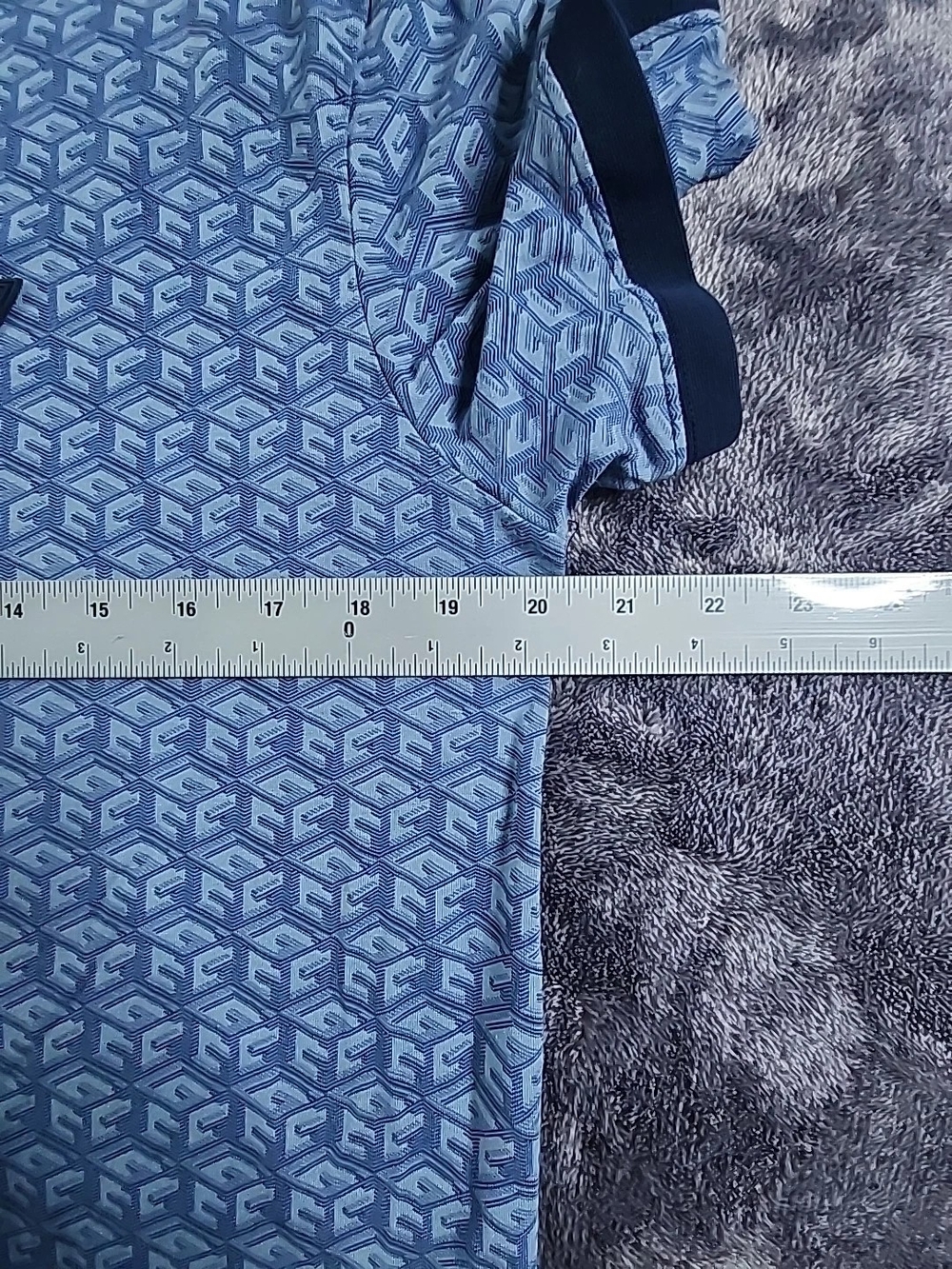Guess Eco Colin Logo Tee Short Sleeve Shirt Allover Geometric Logo S Medium - Picture 6 of 6